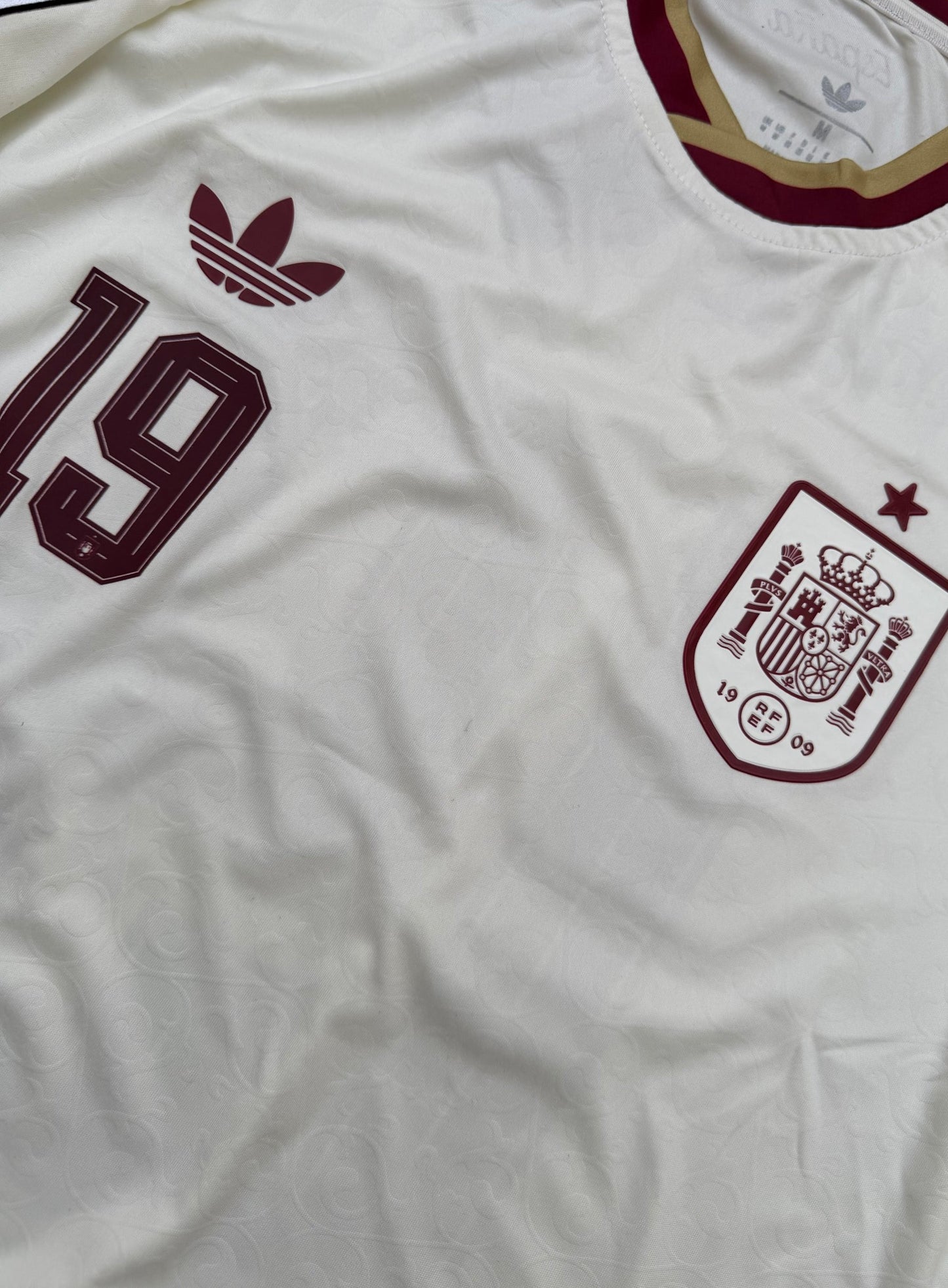 Spain 26 WC Away Kit Full Sleeves Player Version
