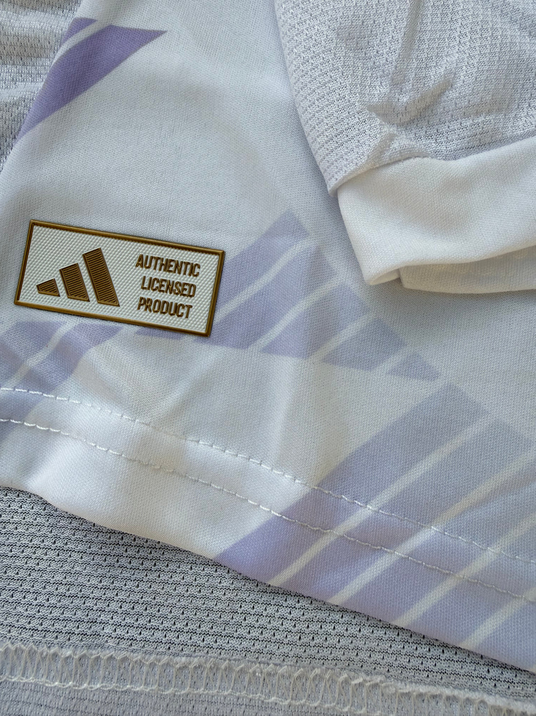 United 25/26 Away Kit Half Sleeves